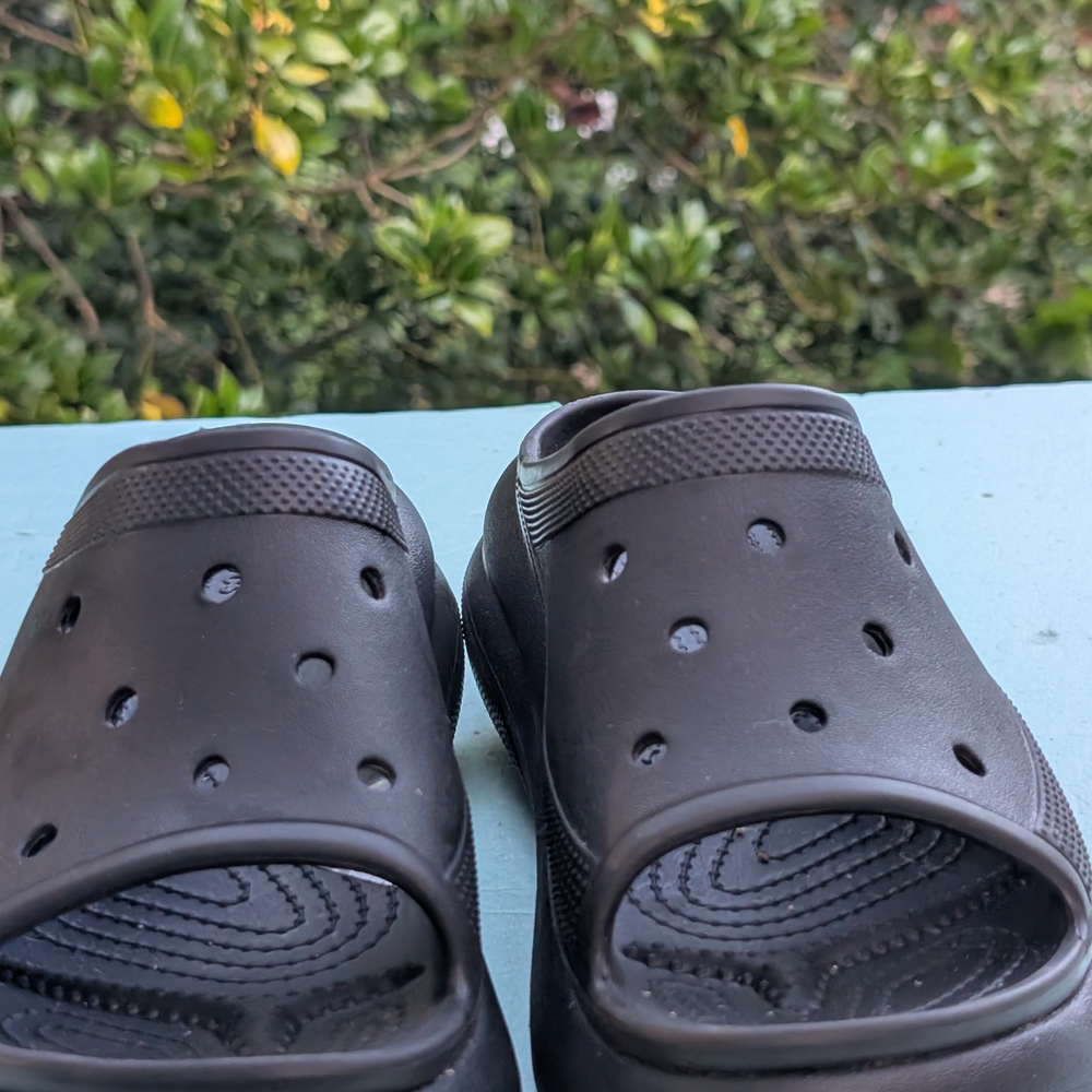 Women Black Slip-On Sandals